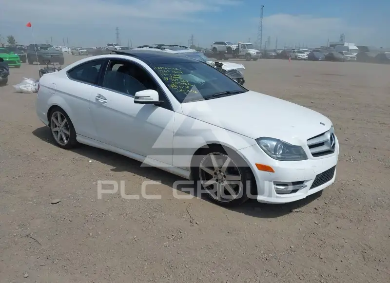 2013 Mercedes Benz C 350 photo