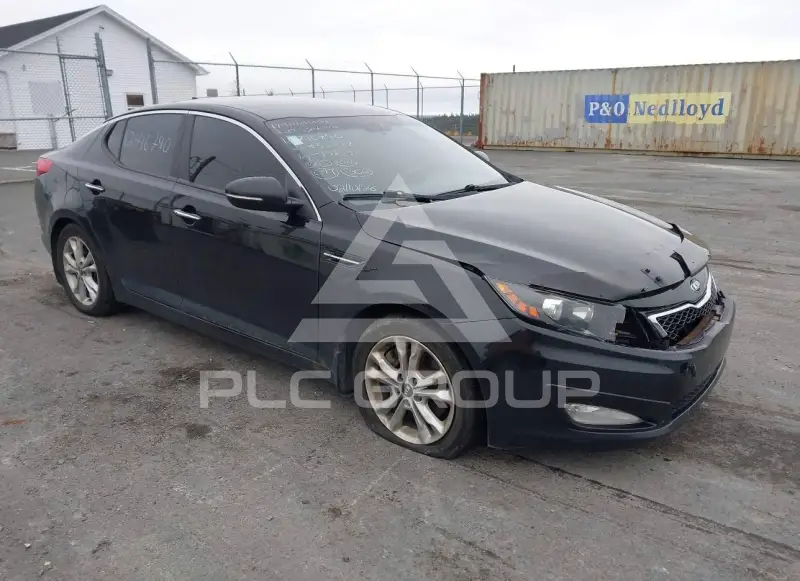 2013 KIA Optima photo