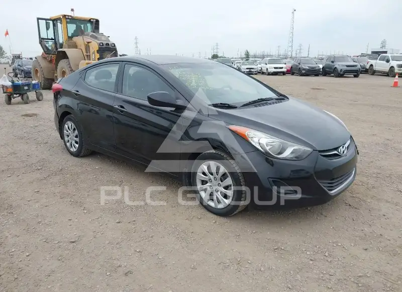 2013 Hyundai Elantra photo