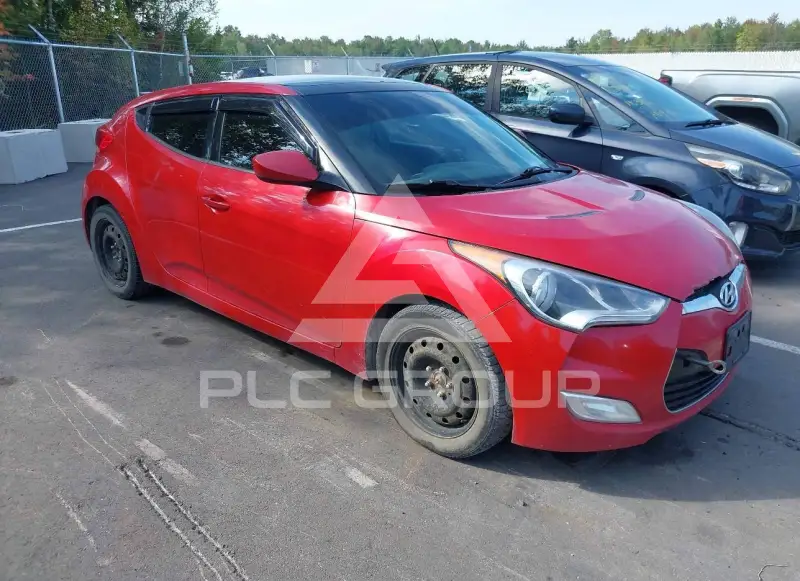 2013 Hyundai Veloster photo