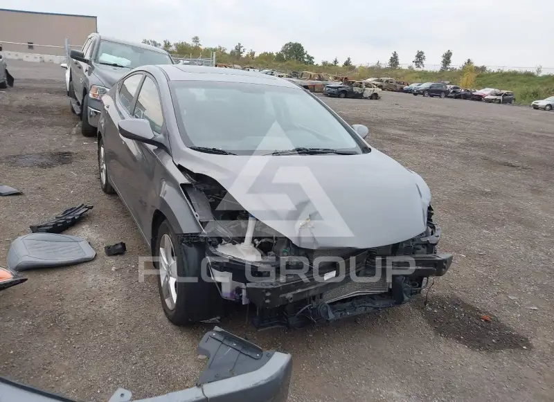 2013 Hyundai Elantra фото