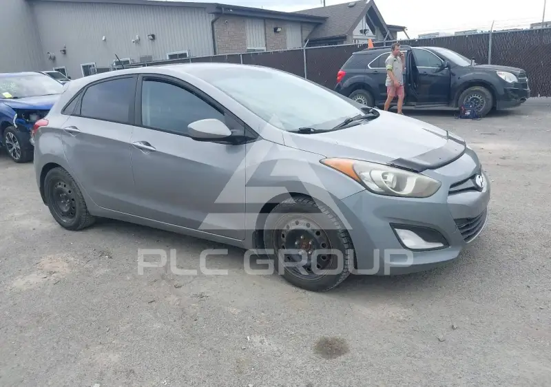 2013 Hyundai Elantra photo