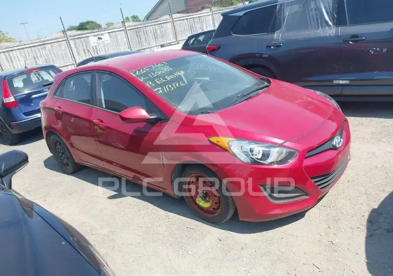 2013 Hyundai Elantra photo