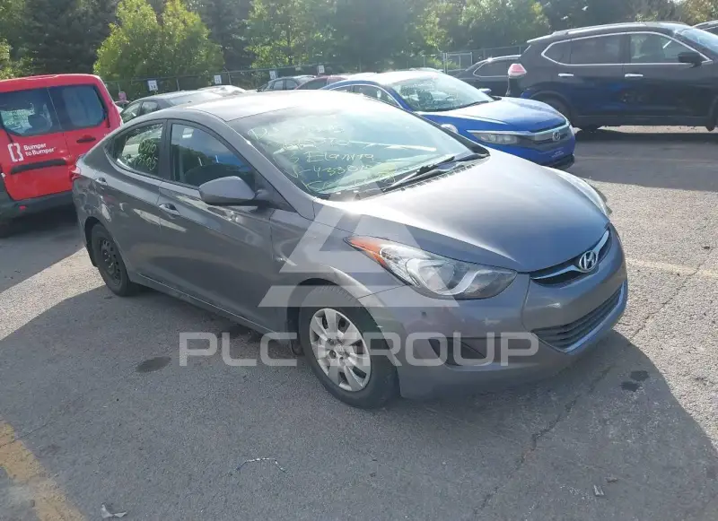 2013 Hyundai Elantra photo