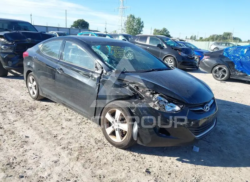 2013 Hyundai Elantra фото
