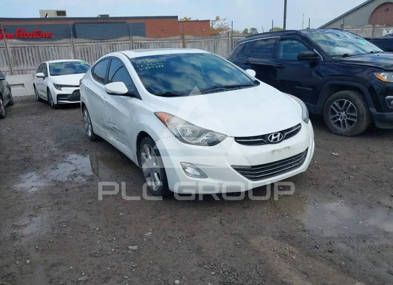 2013 Hyundai Elantra фото