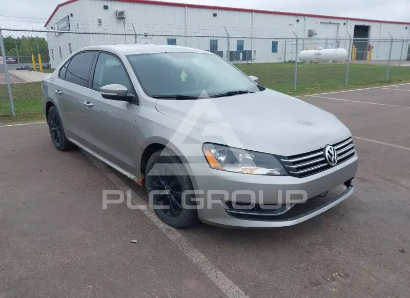 2013 Volkswagen PASSAT photo