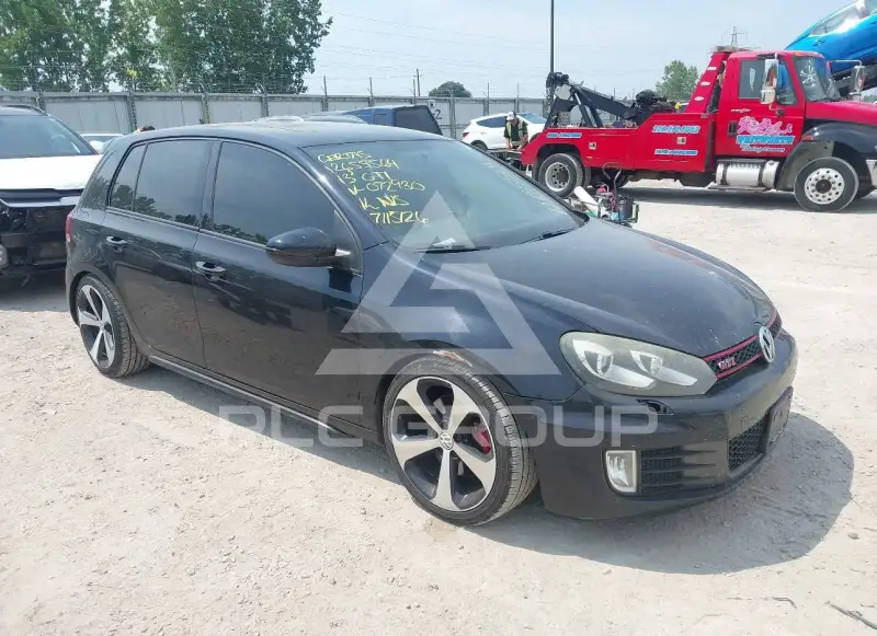2013 Volkswagen GTI фото