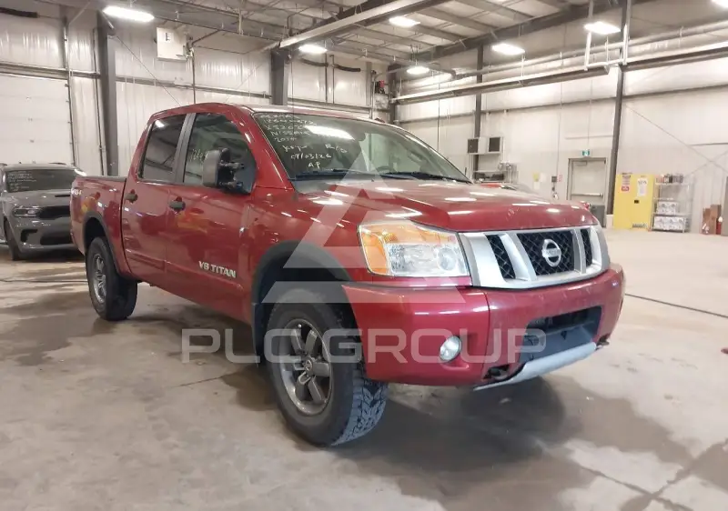 2014 Nissan TITAN фото