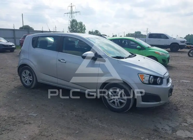 2014 Chevrolet Sonic фото