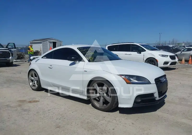 2014 Audi  photo