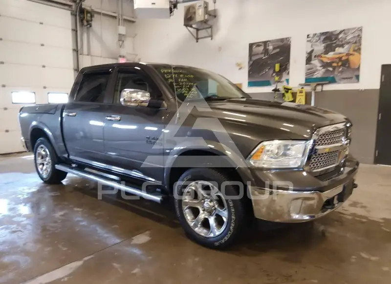 2014 RAM 1500 photo