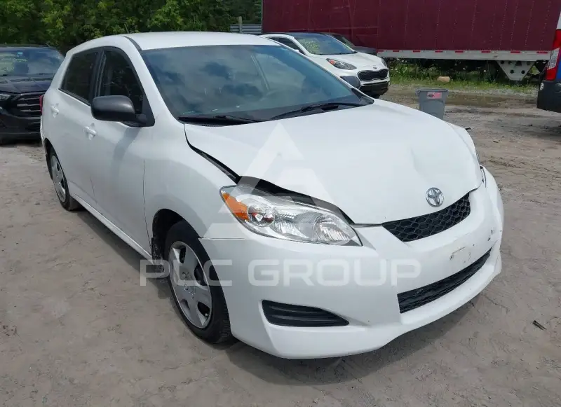 2014 Toyota MATRIX photo