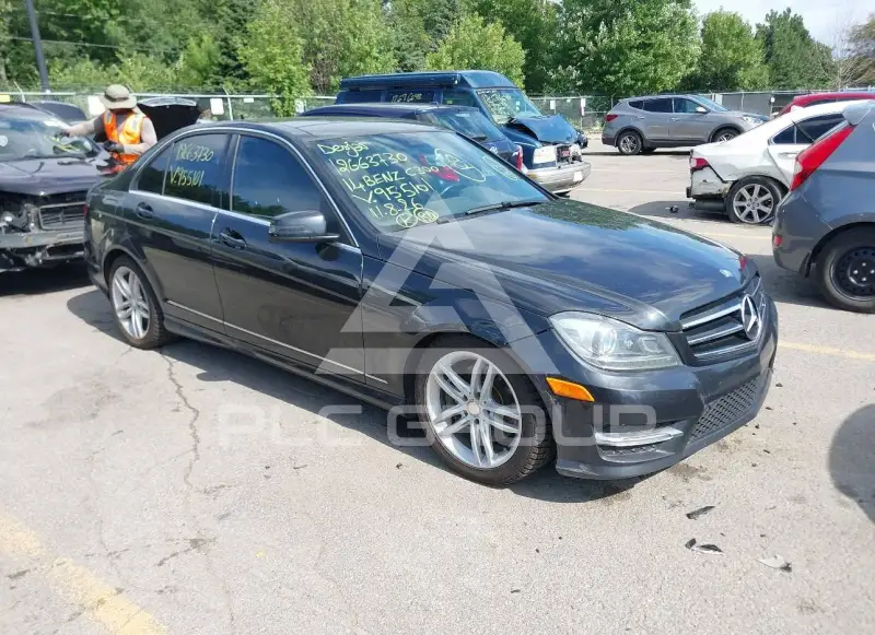 2014 Mercedes Benz C 300 фото