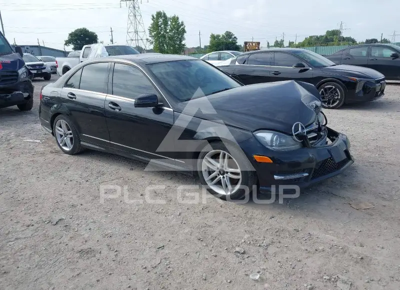 2014 Mercedes Benz C 300 photo