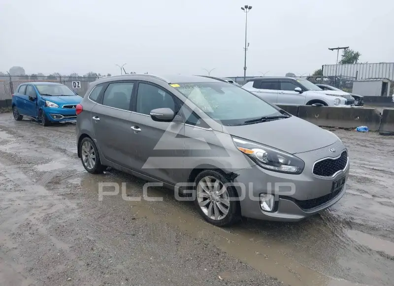 2014 KIA Rondo photo