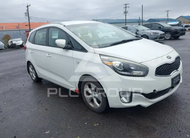 2014 KIA Rondo фото