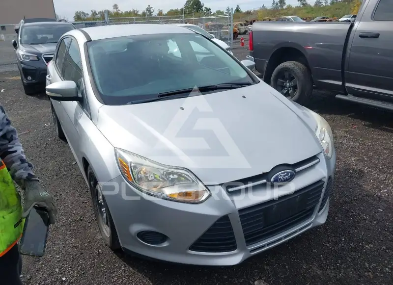 2014 Ford FOCUS фото