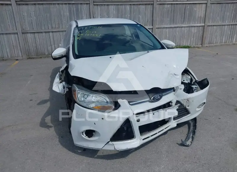 2014 Ford FOCUS фото