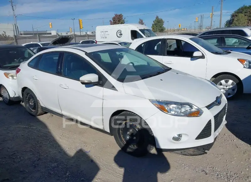 2014 Ford FOCUS фото