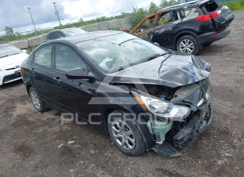 2014 Hyundai Accent photo