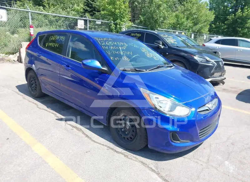 2014 Hyundai Accent photo