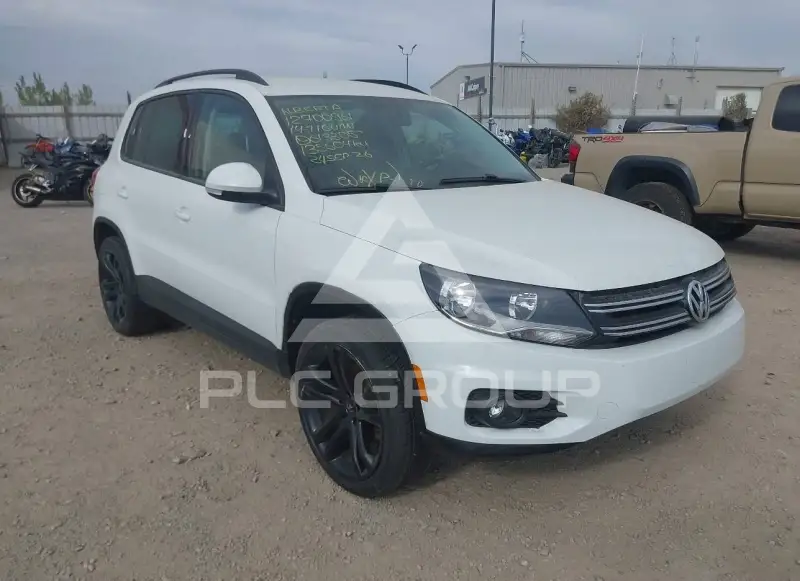 2014 Volkswagen Tiguan photo