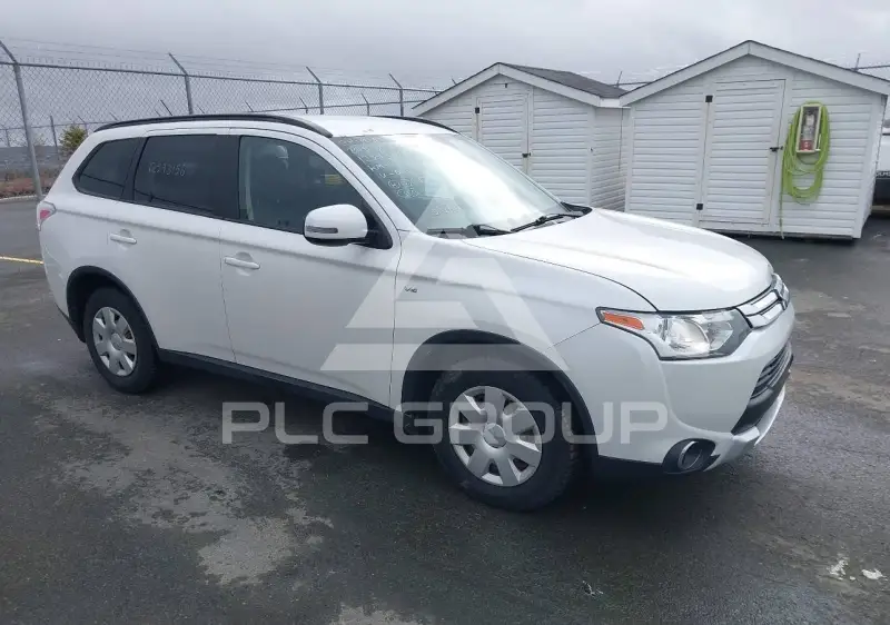 2015 Mitsubishi OUTLANDER photo