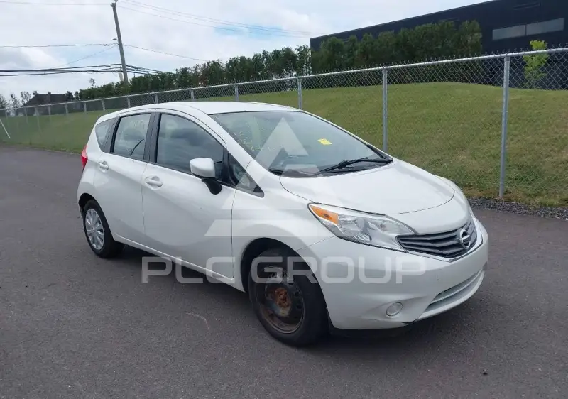 2015 Nissan VERSA фото