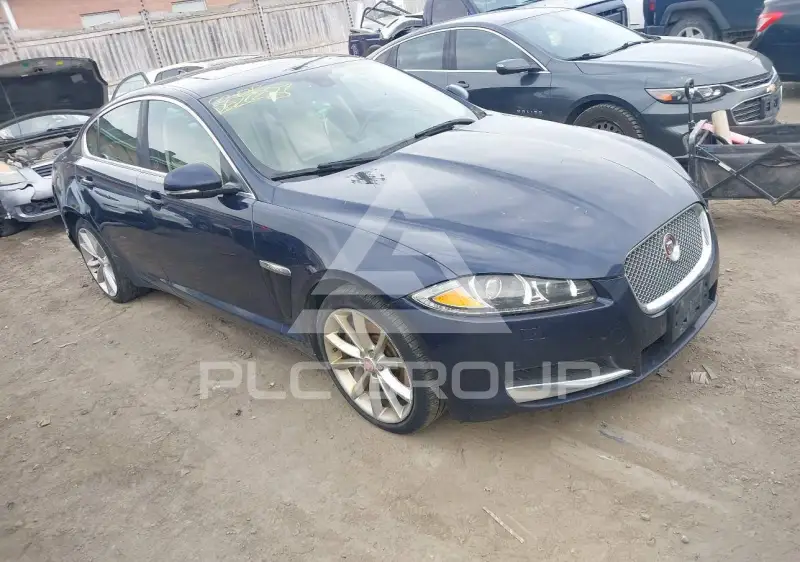 2015 Jaguar XF фото