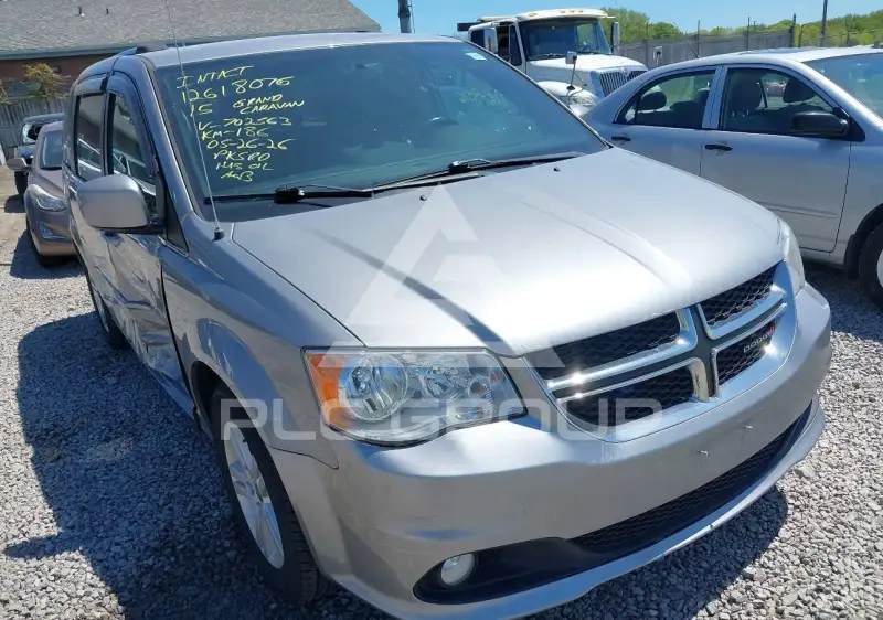 2015 Dodge Grand Caravan фото
