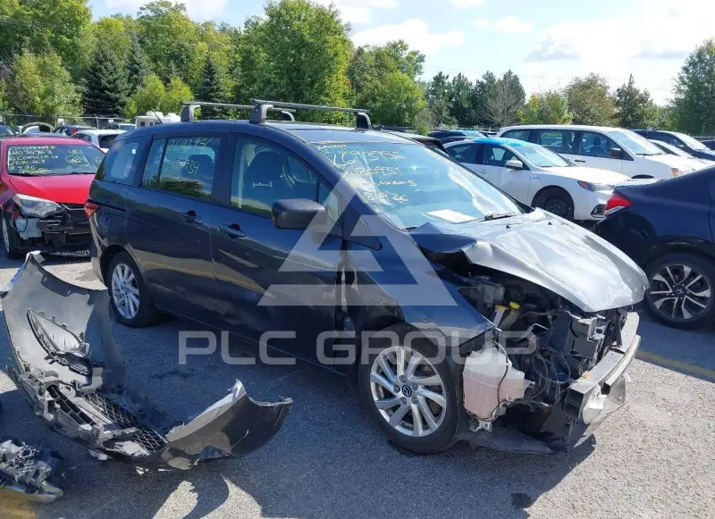 2015 Mazda 5 photo