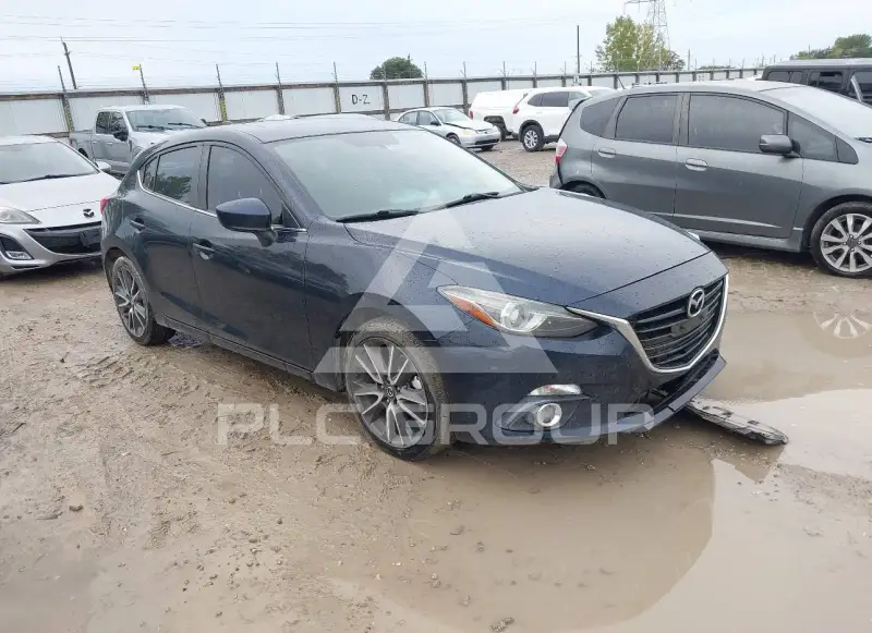 2015 Mazda 3 фото