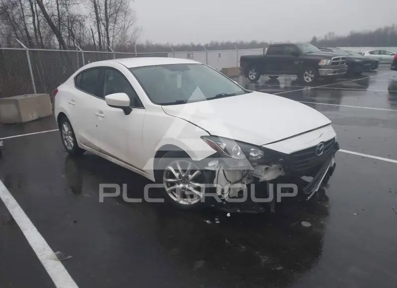 2015 Mazda 3 фото