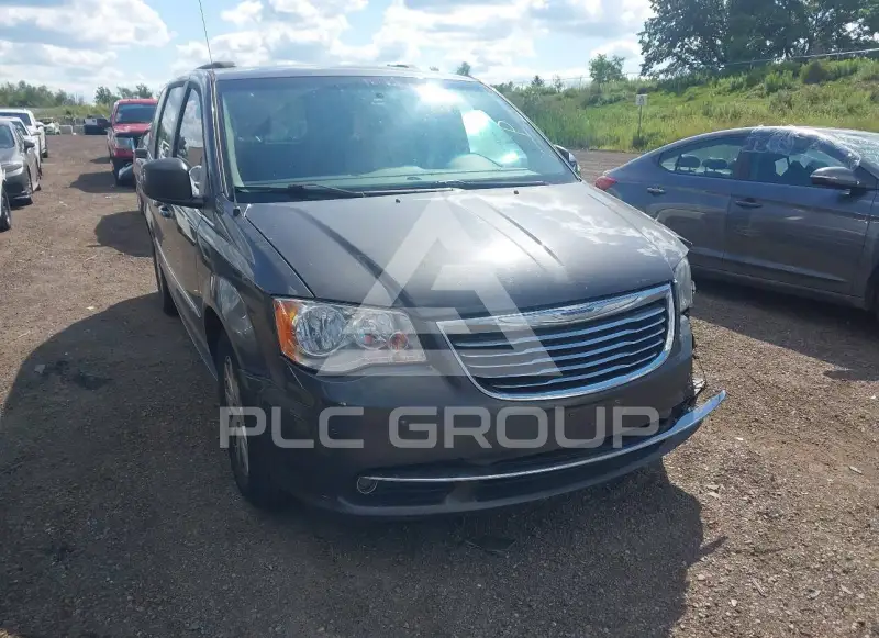 2015 Chrysler TOWN & COUNTRY фото