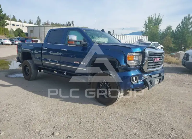 2015 GMC Sierra photo