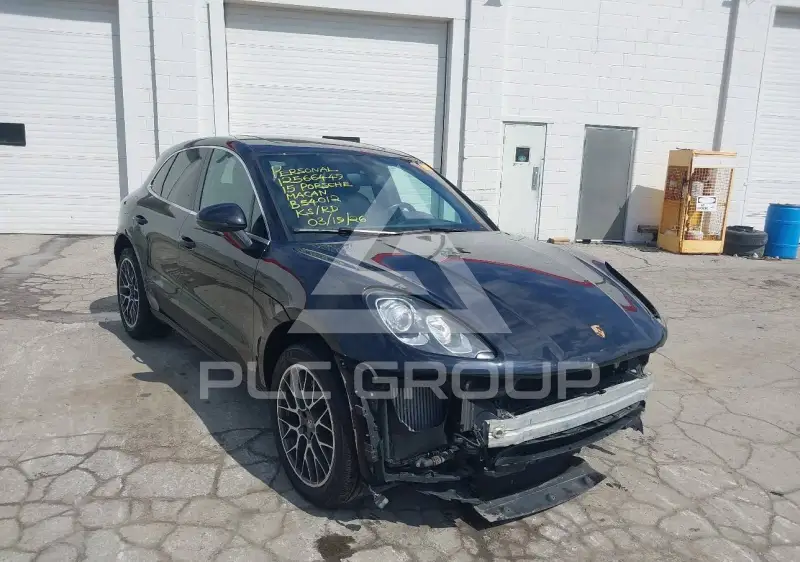 2015 Porsche MACAN photo