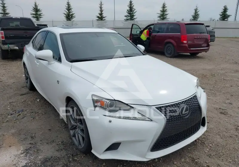2015 Lexus IS250 photo