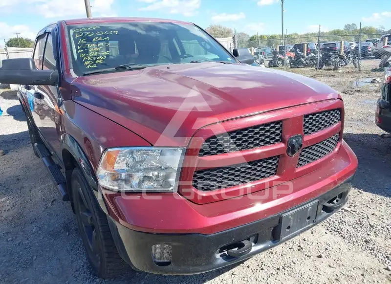 2015 RAM 1500 photo