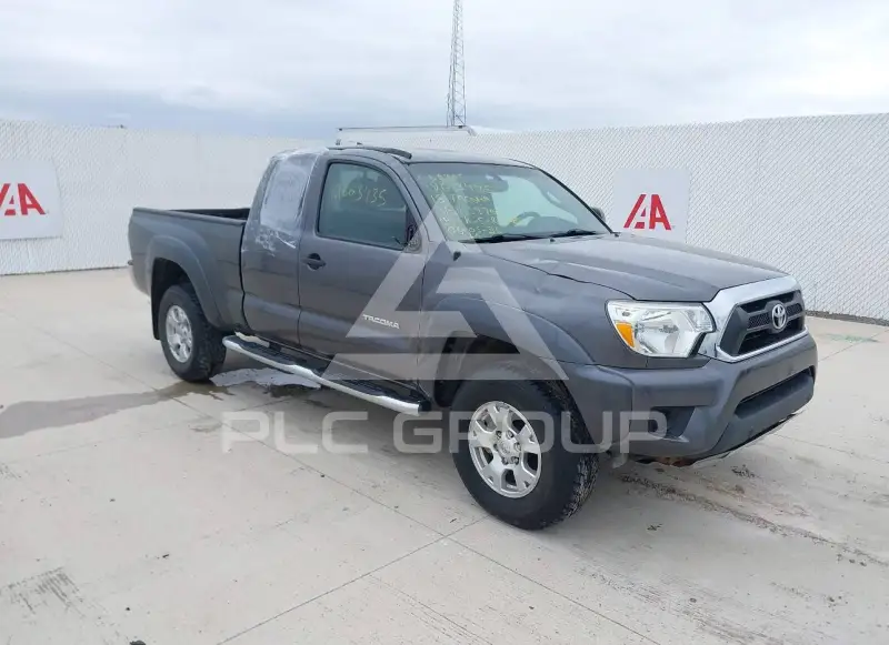 2015 Toyota TACOMA photo