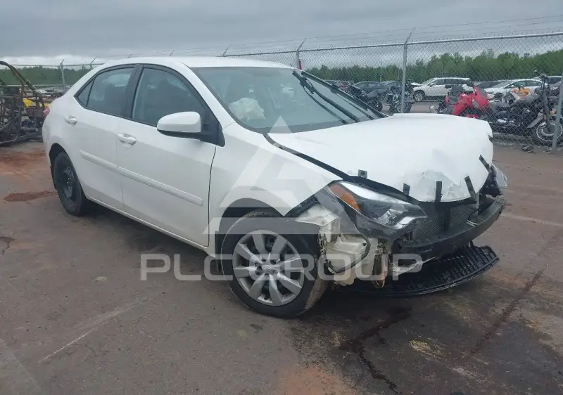 2015 Toyota COROLLA фото