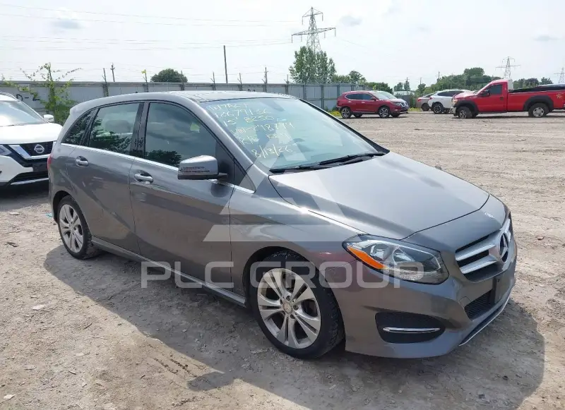 2015 Mercedes Benz B 250 photo