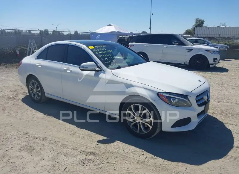 2015 Mercedes Benz C 300 фото