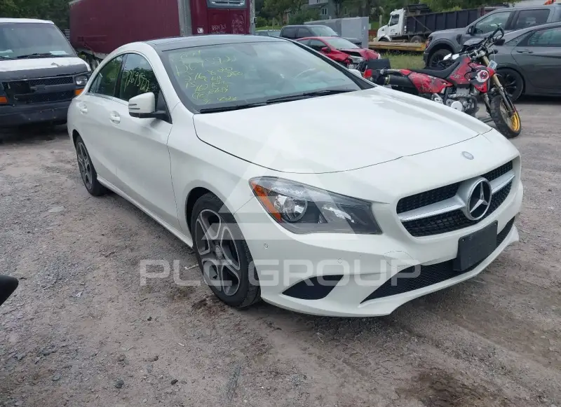 2015 Mercedes Benz CLA 250 фото
