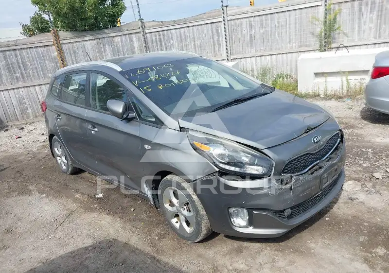 2015 KIA Rondo фото
