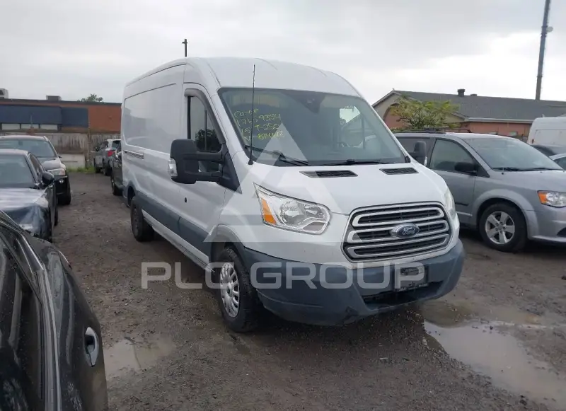 2015 Ford TRANSIT photo