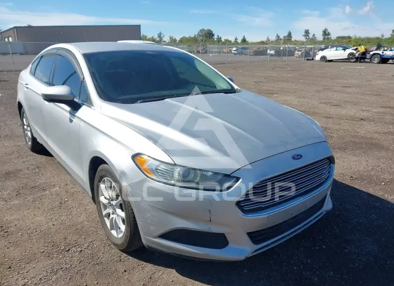 2015 Ford FUSION фото