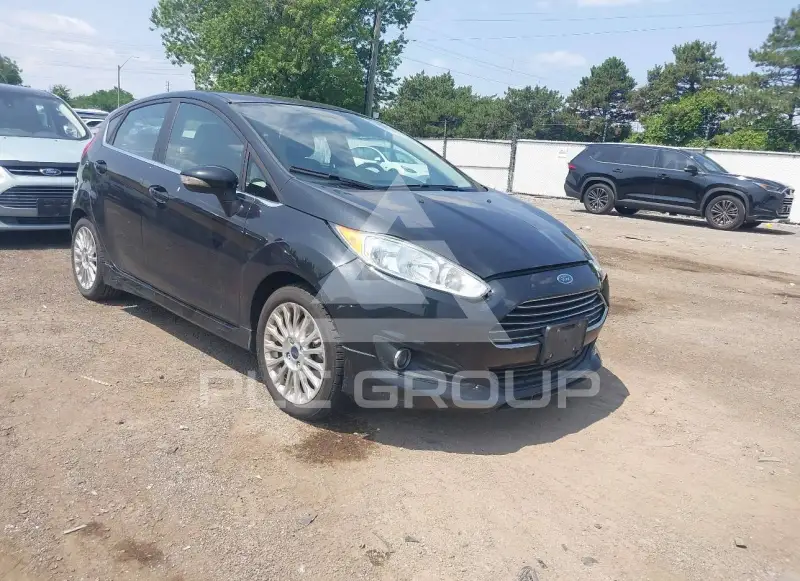 2015 Ford FIESTA фото