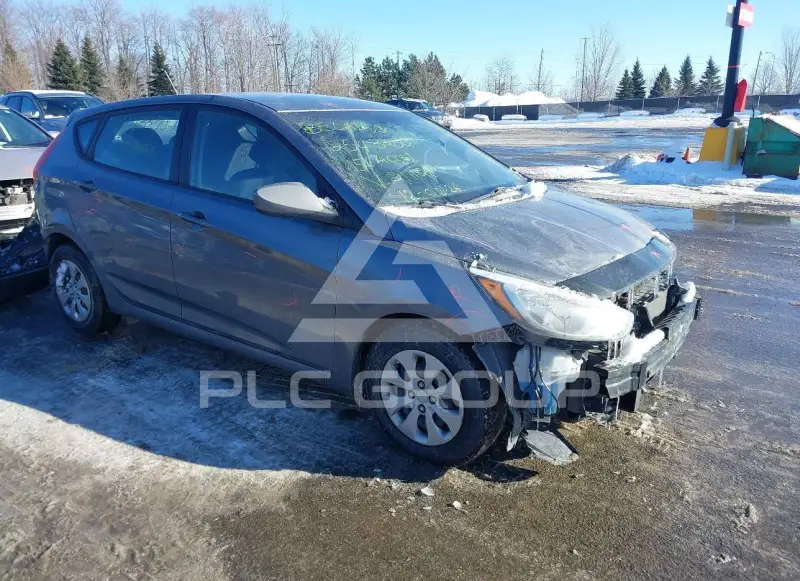 2015 Hyundai Accent photo