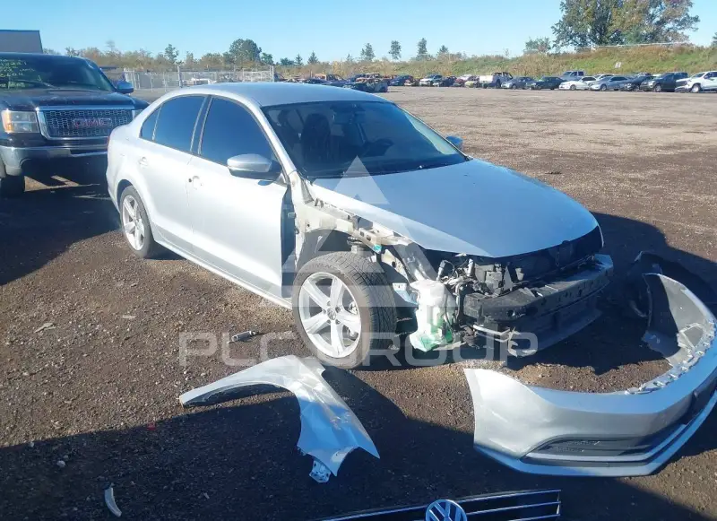 2015 Volkswagen JETTA фото